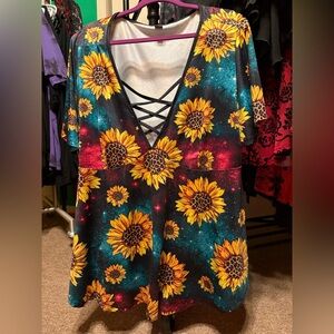 Sunflower Print Women's Top